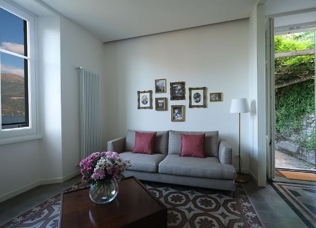 Soggiorno della villa, scatto di un fotografo generico